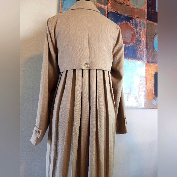 Soft Surroundings Town & Country Tan Trench Coat Pleated Back Detail Size M - Picture 3 of 13
